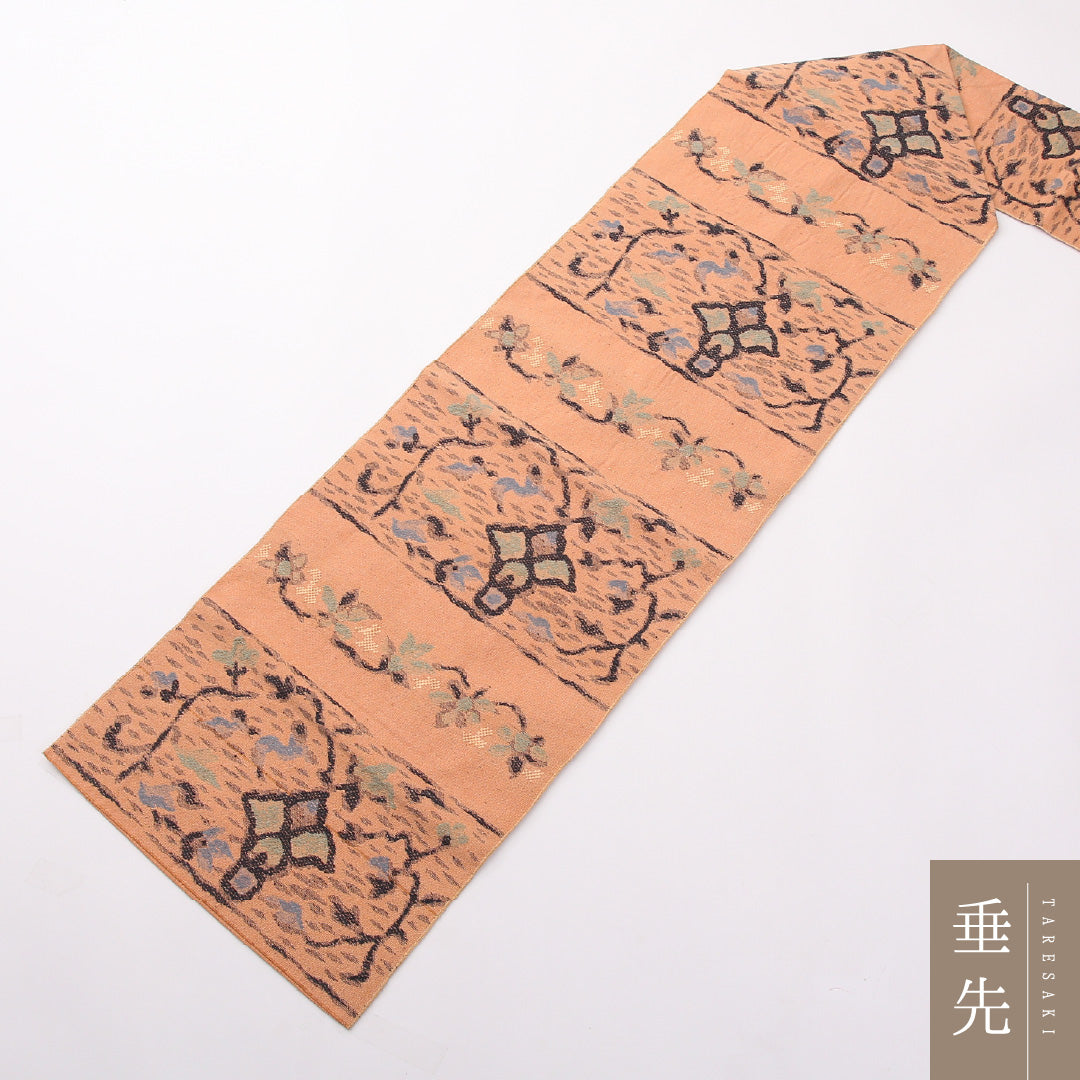八寸名古屋帯 Sランク 帯丈327cm 正絹 六通 名古屋仕立て 帯芯なし 織り カジュアル 紬 唐草華文 ピンク系 LP 1245-02354