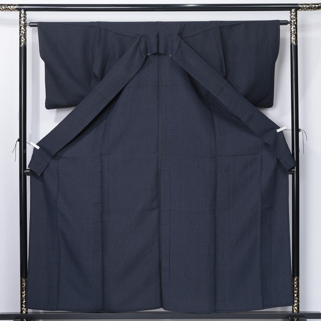 紬 単衣 身丈159cm 裄丈63cm 正絹 Bランク カジュアル 広衿 Mサイズ 無地 紺系 RP 1223-12335