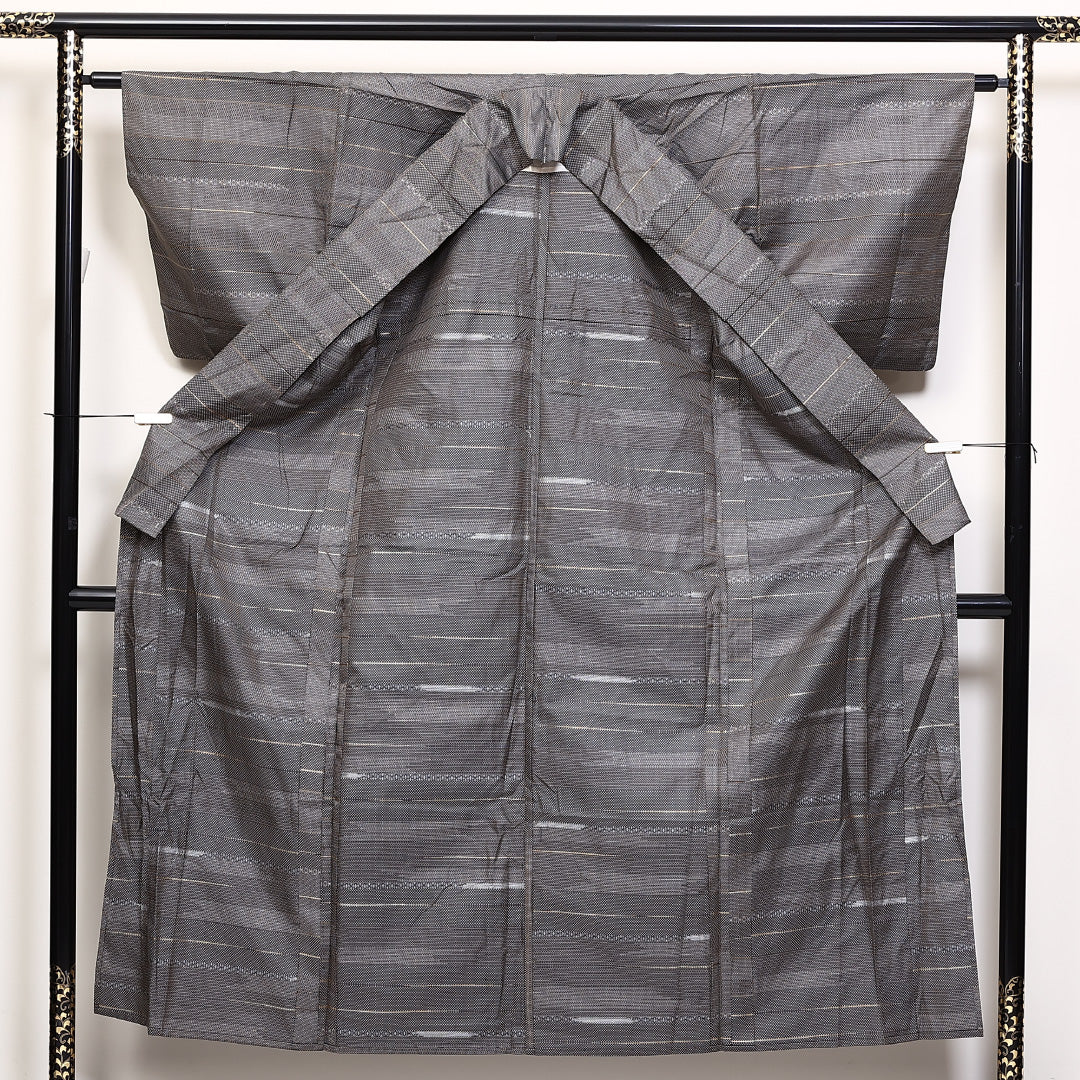 紬 単衣 身丈153cm 裄丈62cm 正絹 Sランク カジュアル 広衿 Sサイズ 亀甲 蚊絣 茶系 RP 1223-03782