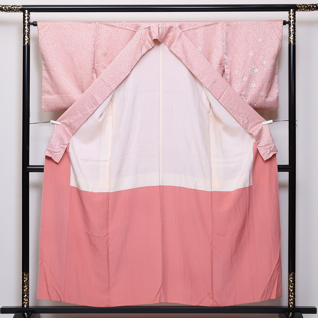 訪問着 袷 身丈157cm 裄丈64cm 正絹 Sランク 紋意匠 (花柄) セミフォーマル 広衿 Mサイズ 金駒刺繍 梅 ピンク系 RP 1217-04654