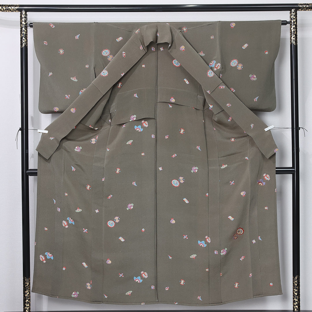 小紋 身丈150cm 裄丈63cm Aランク S 正絹 単衣 広衿 織り出し 金駒刺繍 宝尽くし カジュアル 緑系 1215-12307