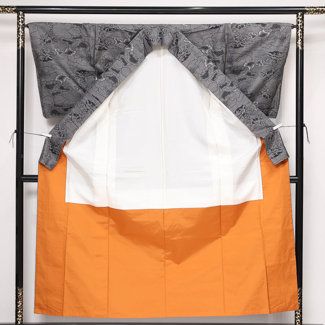 未使用品 村山大島紬 袷 身丈156cm 裄丈65cm 正絹 Sランク インフォーマル 広衿 Mサイズ しつけ糸 創作柄 グレー系 RP 1223-13502