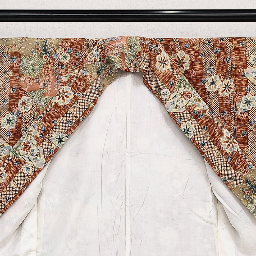 小紋 袷 身丈155cm 裄丈63cm 正絹 Sランク インフォーマル 広衿 Mサイズ 吉祥文様 茶系 RP 1221-14162