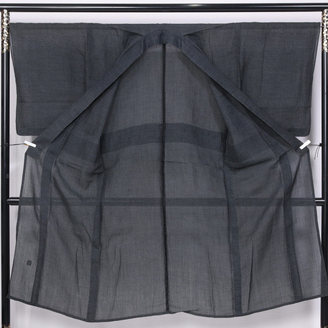 男着物 夏物 紗 身丈132cm 裄丈67cm 正絹 Aランク XSサイズ バチ衿 カジュアル 無地 黒系 1219-06288