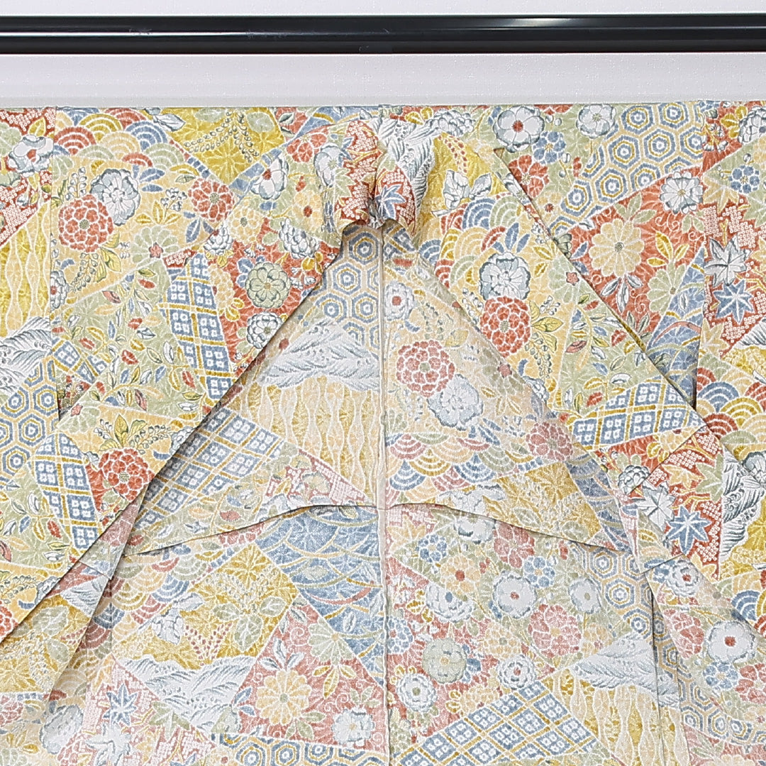 小紋 身丈157cm 裄丈64.5cm Sランク M 正絹 単衣 広衿 ちりめん 吉祥文様 カジュアル 黄系 1215-12305