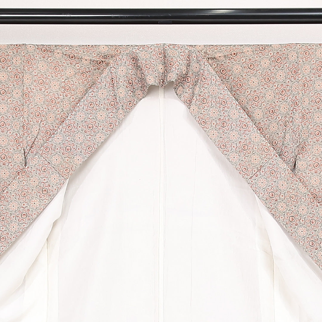お召 袷 身丈159cm 裄丈63cm 正絹 Aランク インフォーマル 広衿 Mサイズ 唐華 ベージュ系 RP 1222-13191