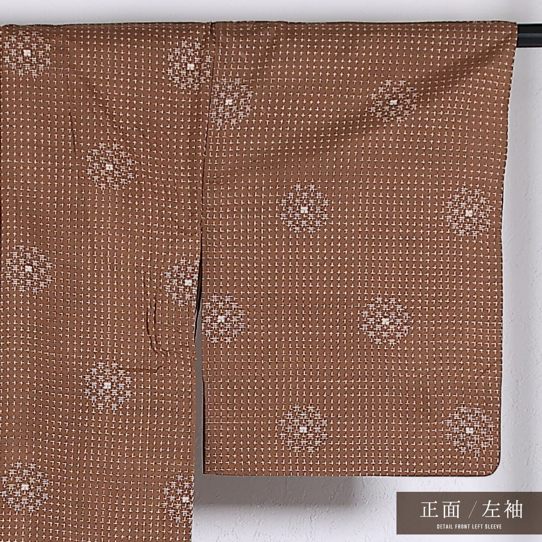 アンティーク 紬 単衣 身丈151cm 裄丈64cm 正絹 Bランク バチ衿 Sサイズ 居敷当て 肩当て 十字絣 茶系 RP 1223-17341