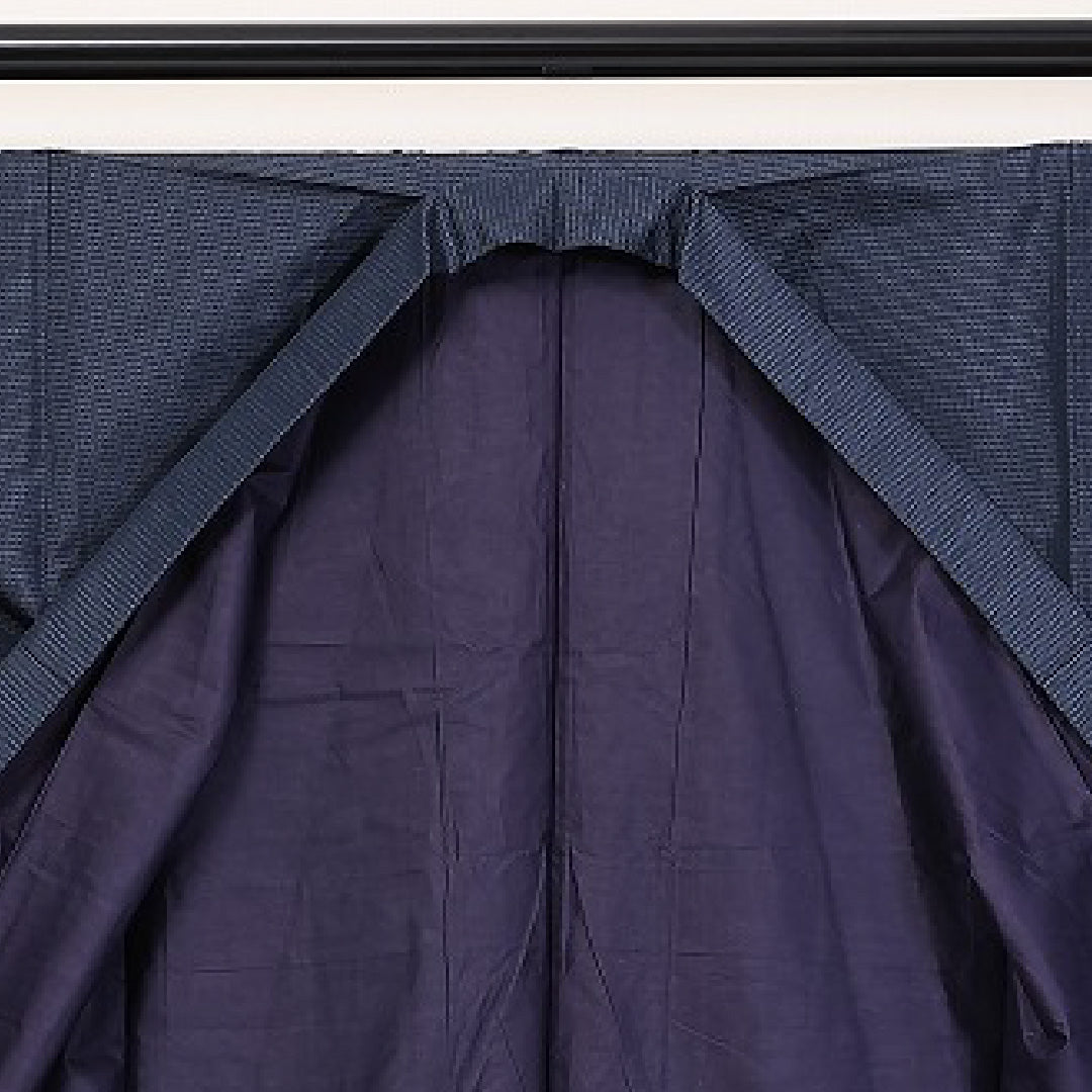 アンサンブル 男着物 (本場大島紬) 袷 身丈147cm 裄丈70cm 正絹 Aランク インフォーマル 棒衿 Lサイズ 証紙 亀甲 紺系 M4 1224-06234