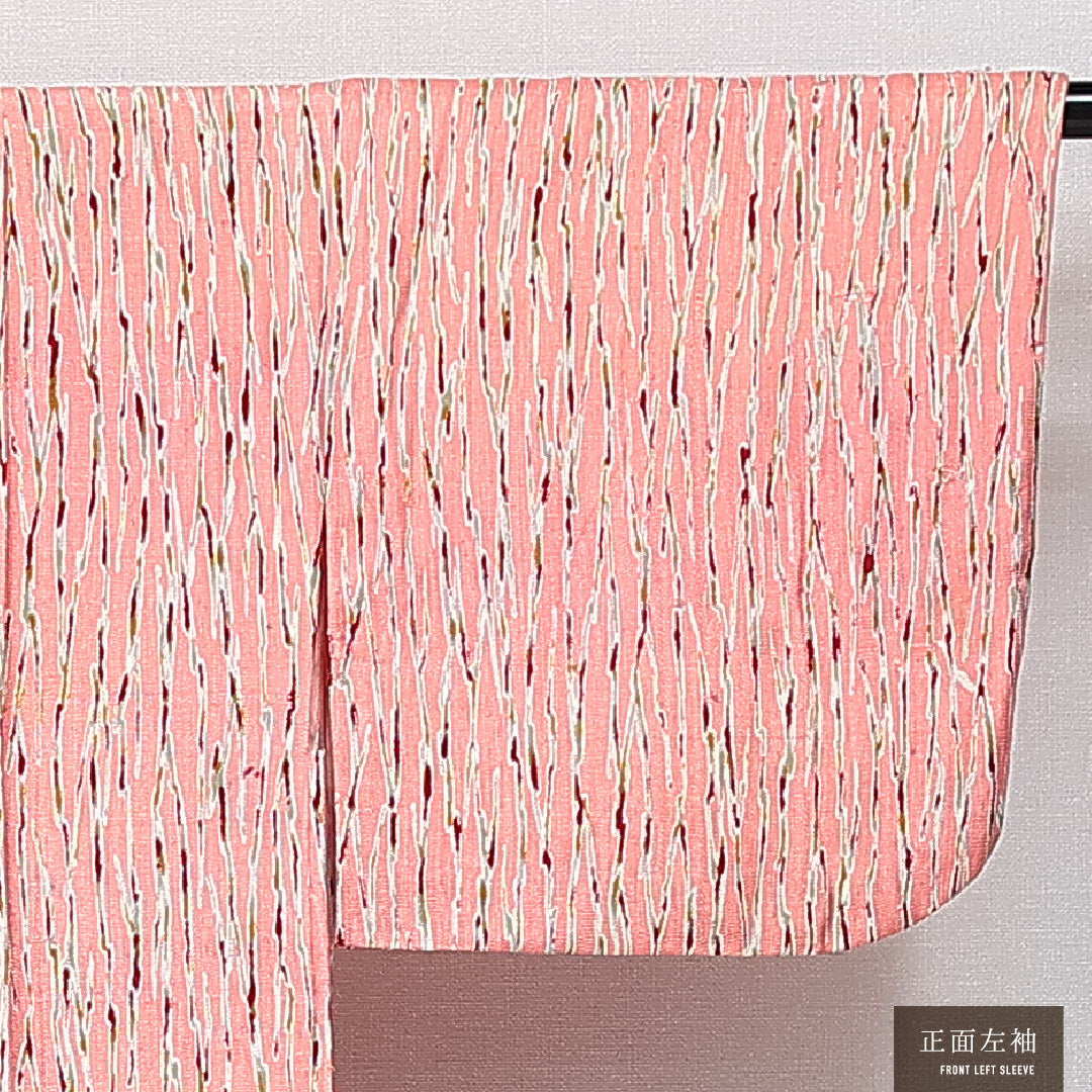 羽織 袷 身丈92cm 裄丈63cm 正絹 Sランク カジュアル Sサイズ 紐あり 創作柄 ピンク系 RP 1232-14639