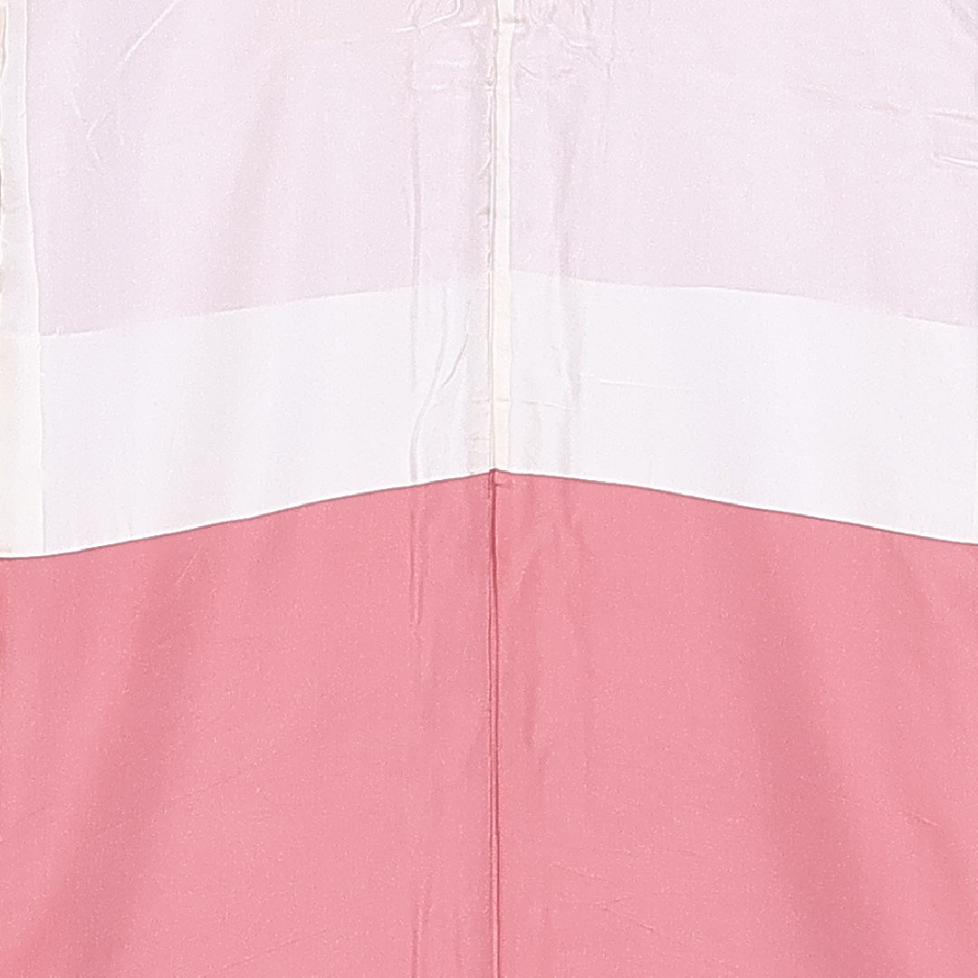 色無地 袷 身丈162cm 裄丈63cm 正絹 Aランク 一つ紋 (三つ柏) 紋意匠 (流水) セミフォーマル 広衿 Lサイズ 刺繍 ピンク系 M4 1219-11385