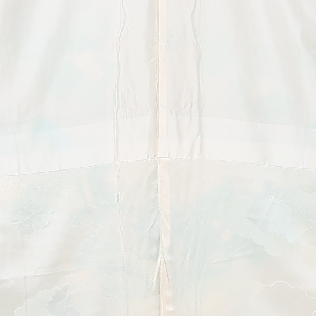振袖 身丈149cm 裄丈65cm Cランク 正絹 袷 広衿 XS 金駒刺繍 梅 フォーマル 独創的 爽やか クリーム系 緑系 1213-F0464