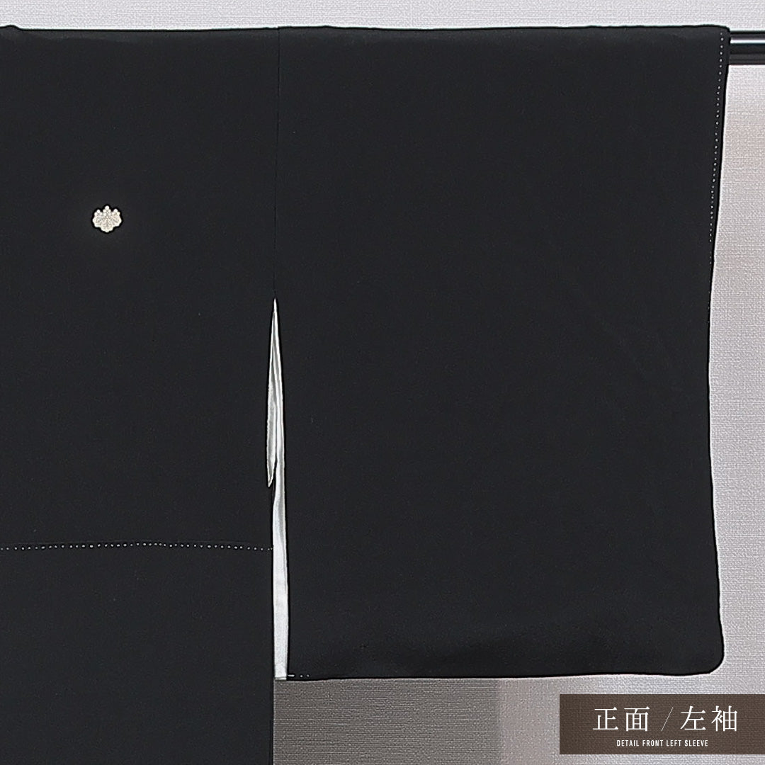 黒留袖 袷 身丈153cm 裄丈63cm 正絹 Aランク 五つ紋 (五三桐) フォーマル 広衿 Sサイズ 比翼 京洛百景 祇園祭 鉾 黒系 RP 1213-07100