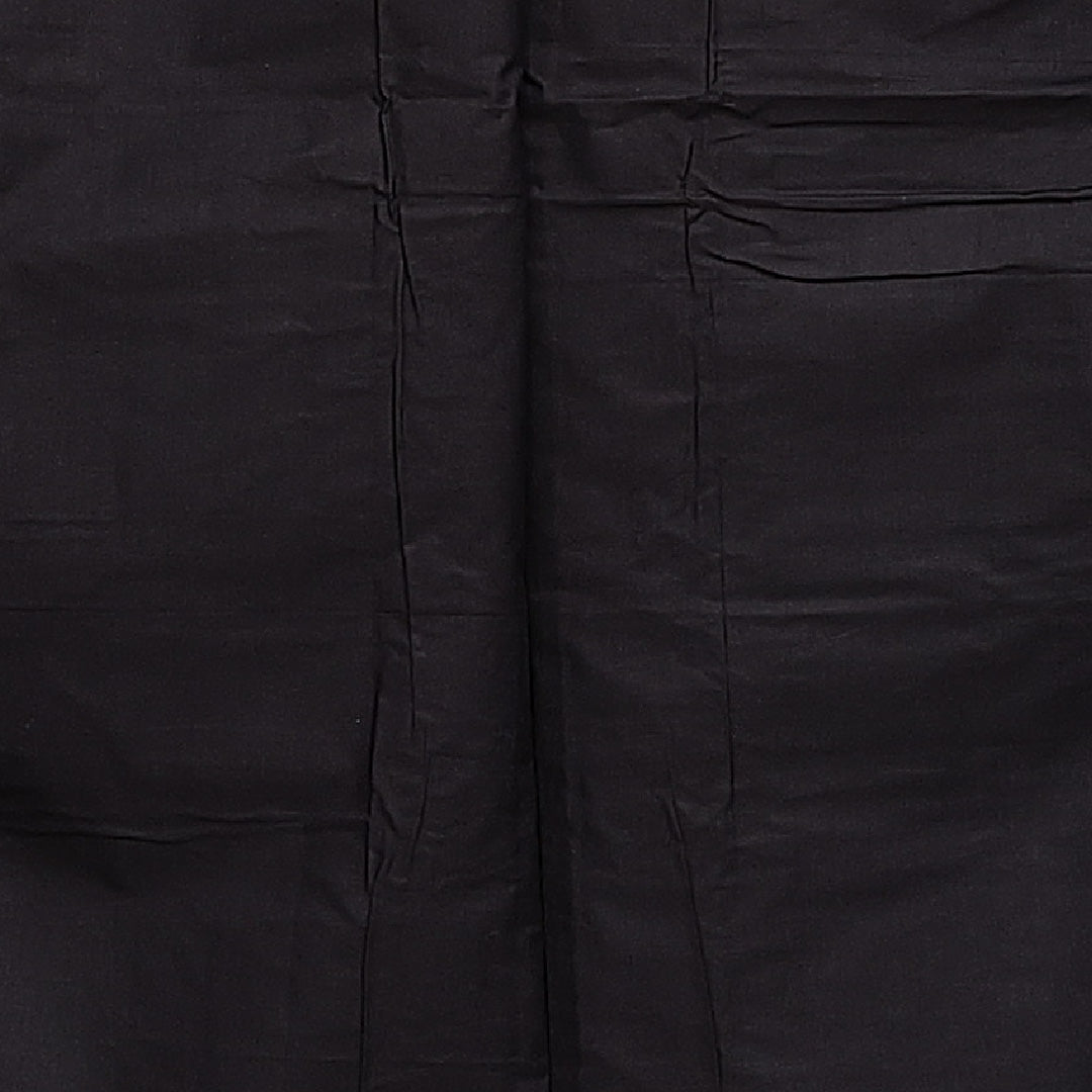 未使用品 男着物 (大島紬) 袷 身丈146cm 裄丈67cm 正絹 Nランク インフォーマル 棒衿 Lサイズ 緯総絣 しつけ糸 亀甲絣 紺系 M4 1224-13993