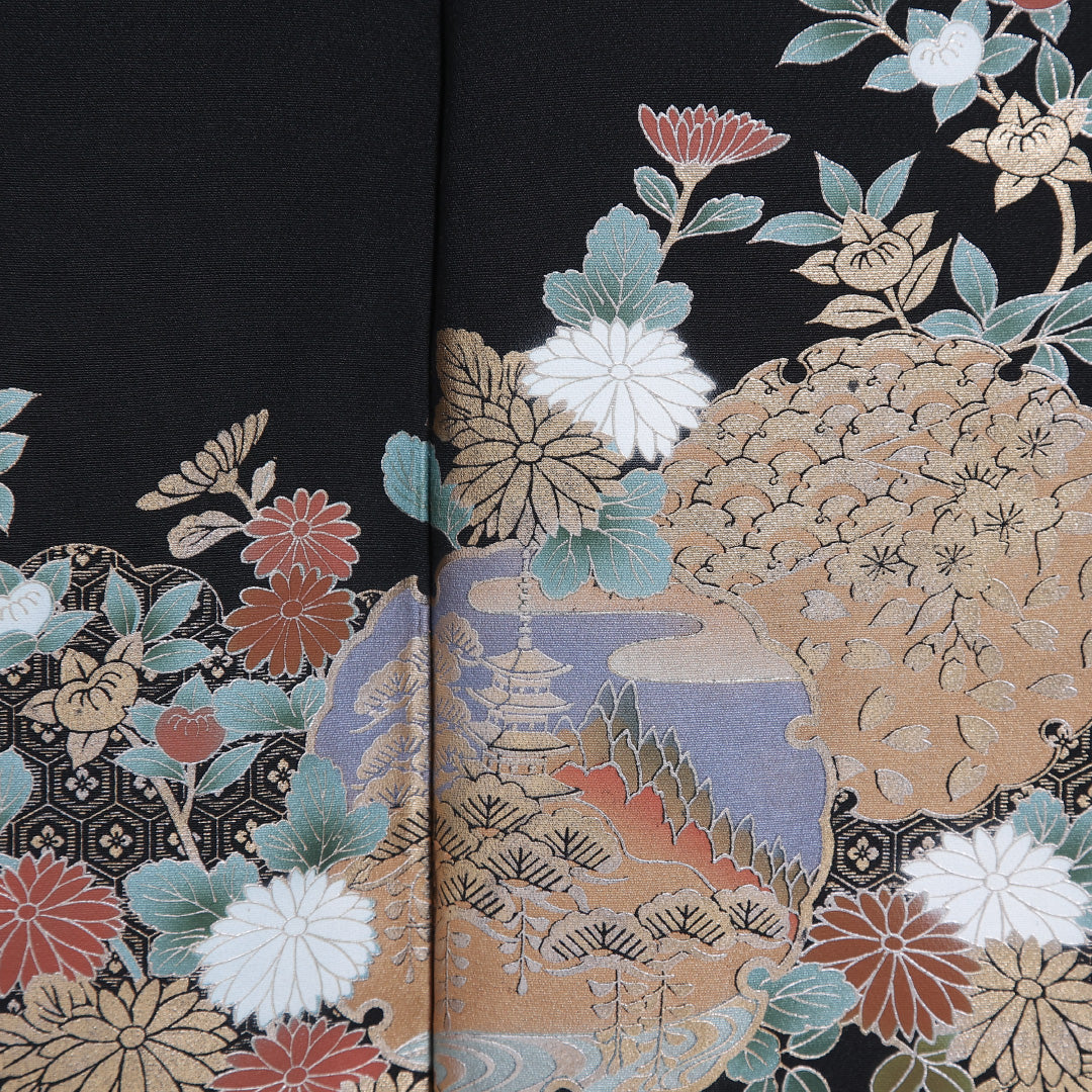 黒留袖 身丈168cm 裄丈66.5cm 袷 五つ紋 蔦 正絹 Bランク 広衿 雪輪 五重塔 吉祥文様 箔 比翼仕立て 1211-F0424
