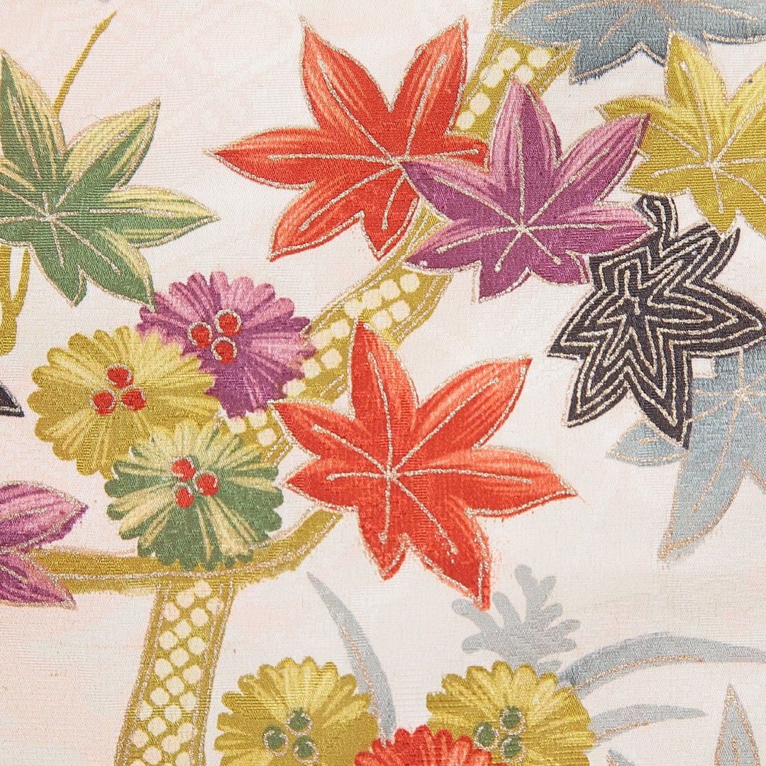 アンティーク 小紋 袷 身丈148cm 裄丈62cm 正絹 Bランク XSサイズ バチ衿 菊 紅葉 クリーム系 多色系 1215-15625