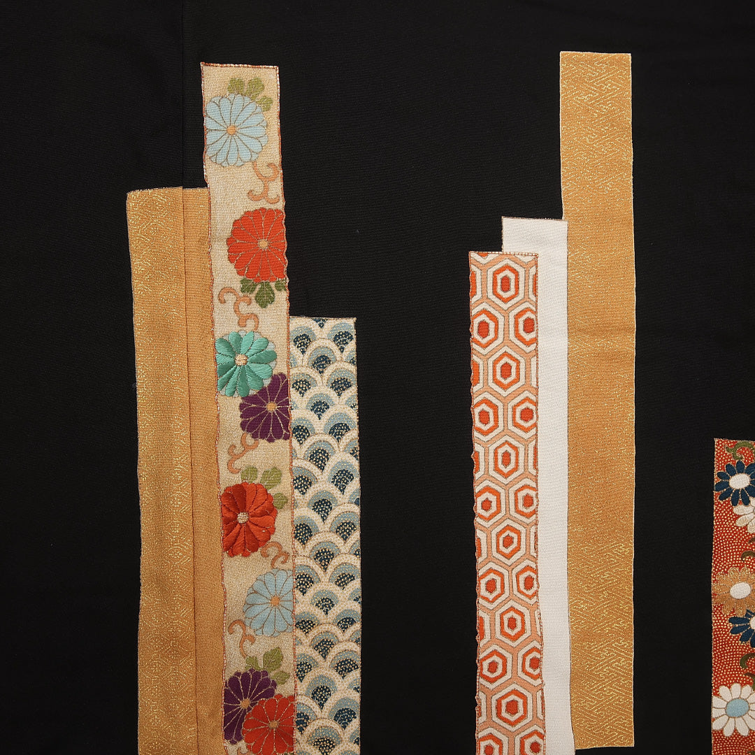 黒留袖 五つ紋 三つ竜胆橘 身丈166cm 裄丈65.5cm Sランク 正絹 袷 広衿 XL 刺繍 金駒刺繍 吉祥文様 短冊 フォーマル 古典的 華やか 黒系 1211-F0565