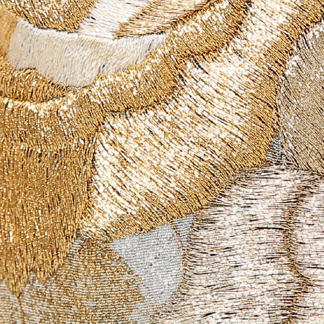 黒留袖 五つ紋 四ツ目菱 身丈158cm 裄丈64.5cm Aランク 正絹 袷 比翼 広衿 M 刺繍 金箔 薔薇 フォーマル 華やか 存在感 黒系 1211-F0577