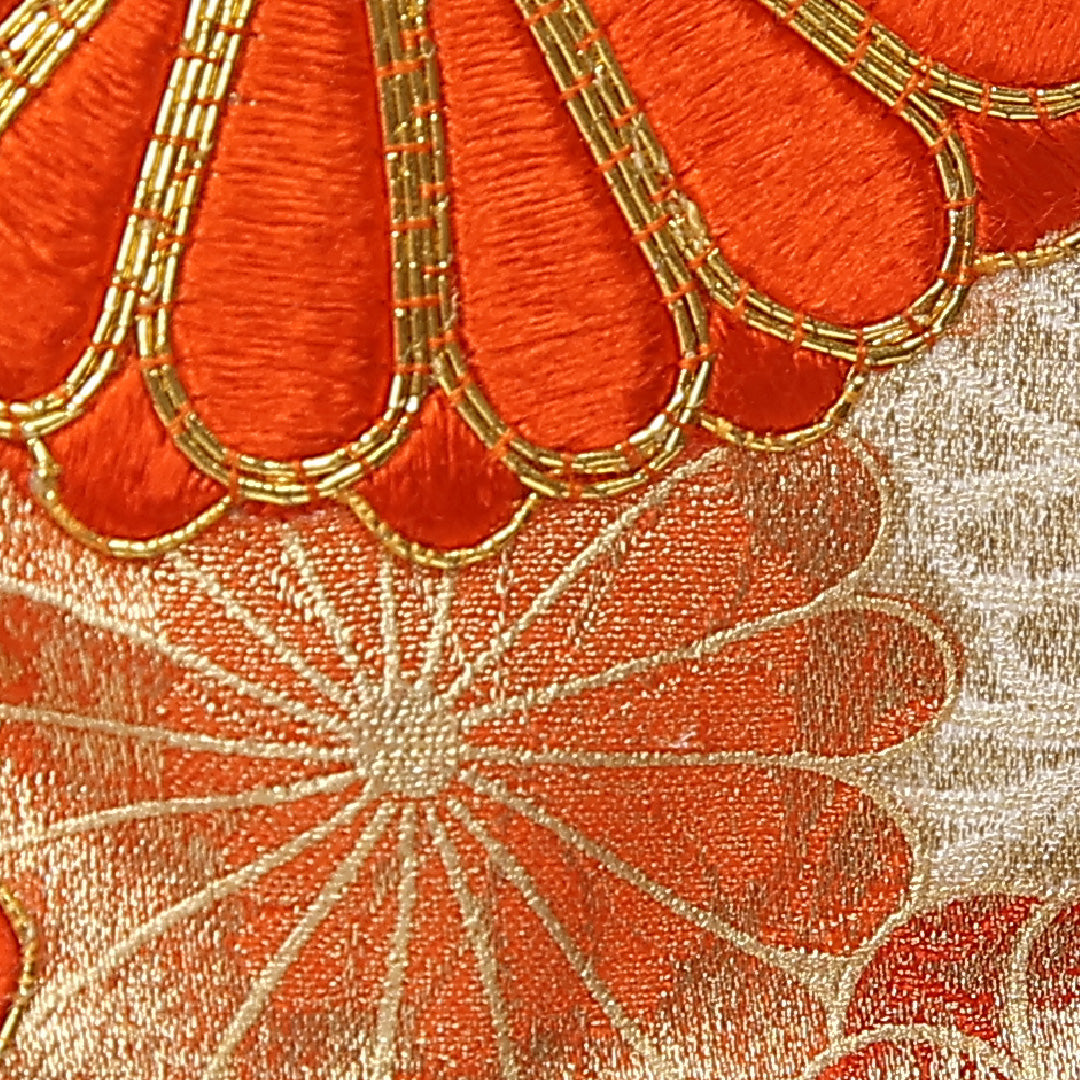 振袖 身丈165cm 裄丈64.5cm Bランク 袷 正絹 S 広衿 刺繍 金駒刺繍 エ霞 吉祥文様 古典柄 雪輪 菊 紅葉 楓 花柄 金襴 橘 クリーム系 1213-F0439