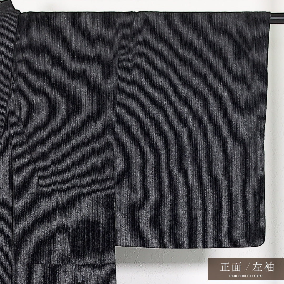 夏物 洗える着物 木綿の男着物 (紬) 身丈142cm 裄丈65cm 木綿 Aランク カジュアル 棒衿 XLサイズ 居敷当て 無地 黒系 RP 1224-17407