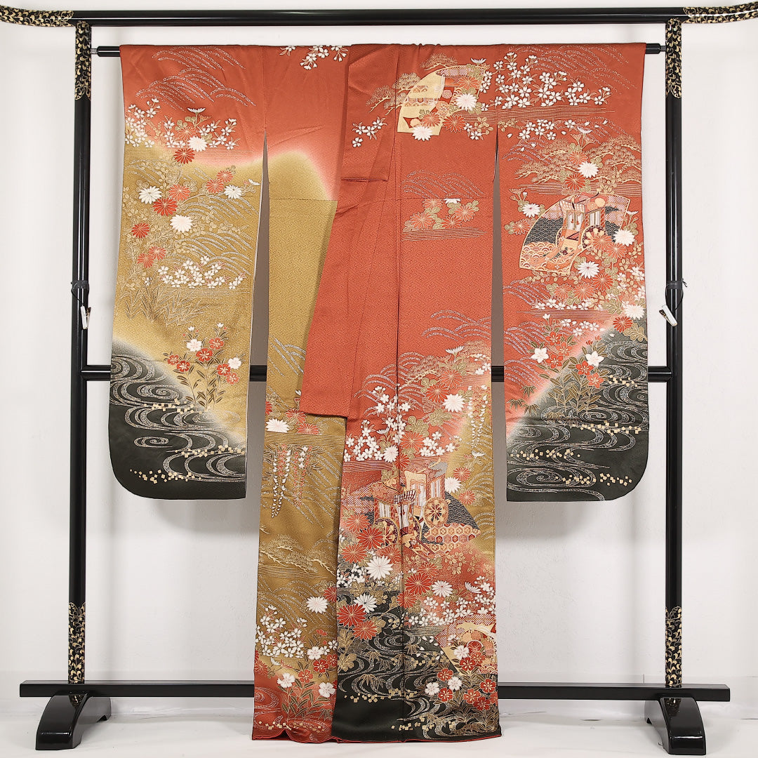 振袖 袷 身丈168cm 裄丈66cm 正絹 Sランク フォーマル 広衿 Lサイズ 金彩 金駒刺繍 御所車 赤系 RP 1215-17394