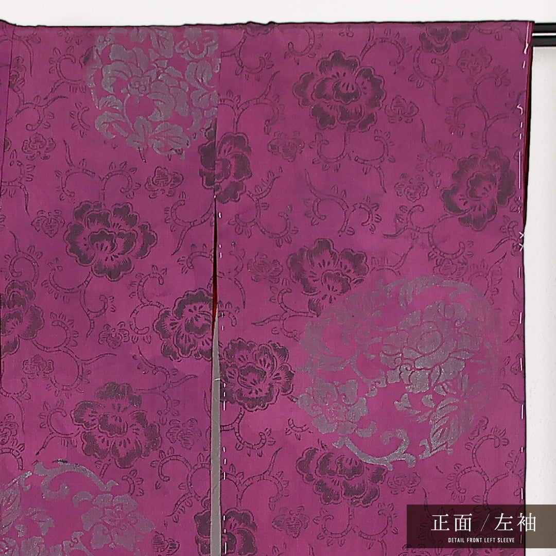 アンティーク 小振袖 (錦紗) 袷 身丈151cm 裄丈63cm 正絹 Aランク バチ衿 XSサイズ 唐草 紫系 M4 1216-17552