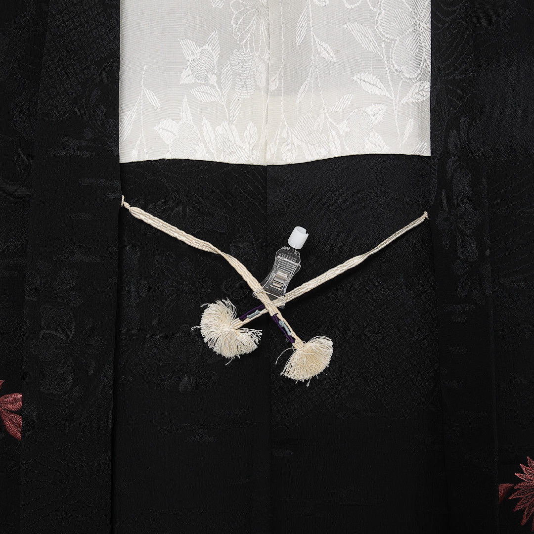 黒羽織 袷 身丈775cm 裄丈64cm 正絹 Aランク インフォーマル Mサイズ 刺繍 紐あり 菊 黒系 RP 1233-13744