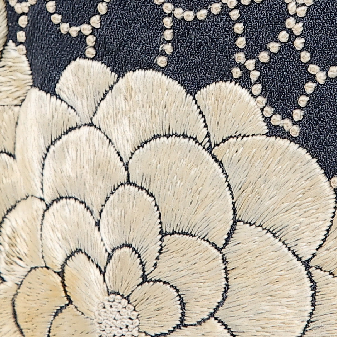 訪問着 袷 身丈148cm 裄丈61cm Aランク 正絹 広衿 XSサイズ セミフォーマル 蘇州刺繍 菊 上品 落ち着き 紺系 1212-13597