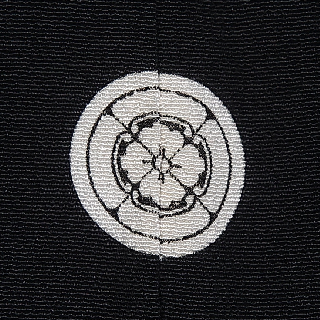 黒留袖 身丈154cm 裄丈63cm 袷 五つ紋 丸に木瓜 正絹 Cランク 広衿 鶴 刺繍 波 1211-F0347