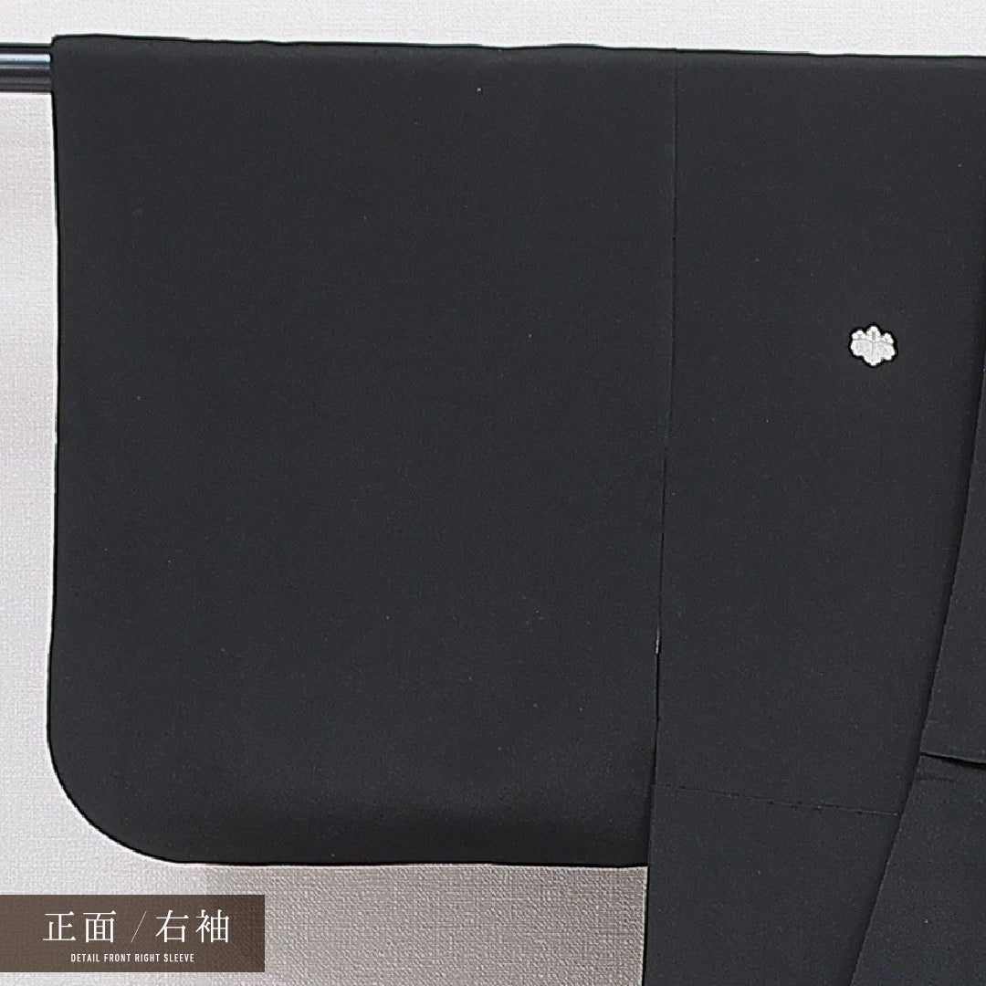 黒留袖 袷 身丈147cm 裄丈51cm 正絹 Cランク 五つ紋 (五三桐) フォーマル 広衿 XSサイズ 琳派 金彩 比翼 光悦垣 黒系 LP 1213-07093