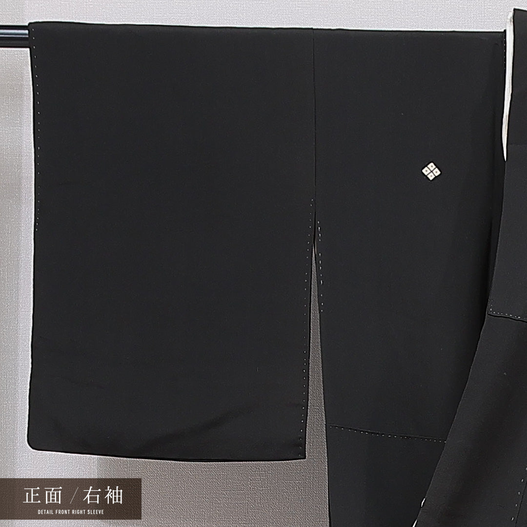 黒留袖 袷 身丈156cm 裄丈62cm 正絹 Cランク 五つ紋 (四ツ目菱) フォーマル 広衿 Mサイズ 刺繍 扇面文 鳳凰 黒系 LP 1213-07004