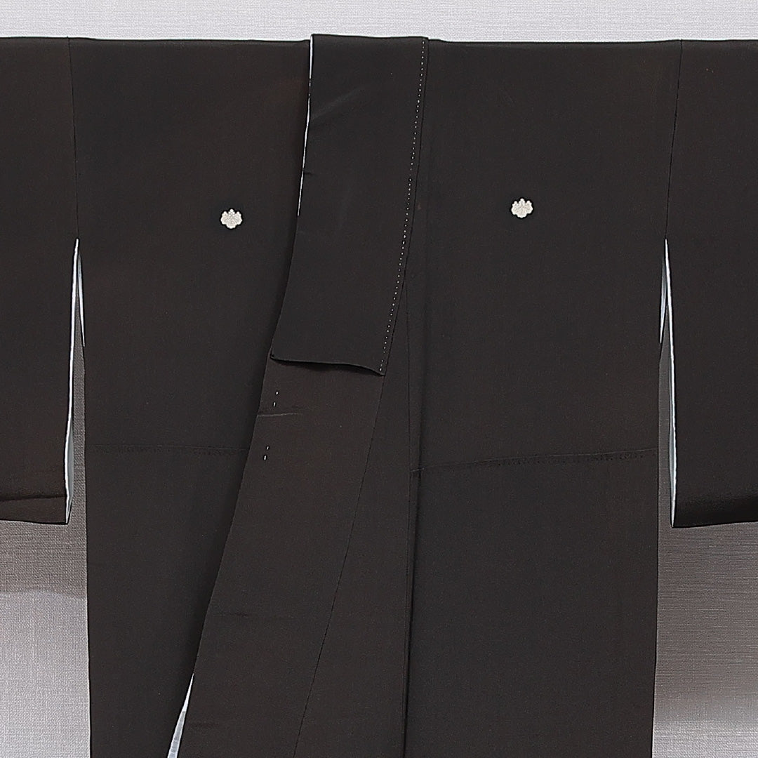 黒留袖 袷 身丈159cm 裄丈63cm 正絹 Cランク 五つ紋 (五三桐) フォーマル 広衿 Mサイズ 刺繍 比翼 鳳凰 黒系 LP 1213-07016