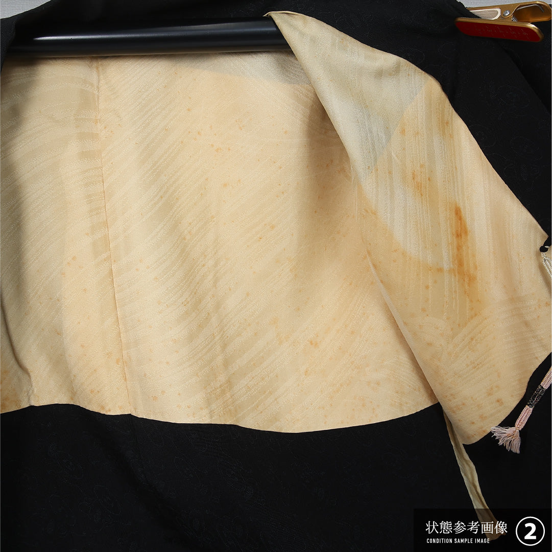黒羽織 袷 身丈83cm 裄丈64cm 正絹 Bランク 一つ紋 (五三桐) セミフォーマル Mサイズ 紐あり 無地 黒系 RP 1233-12107
