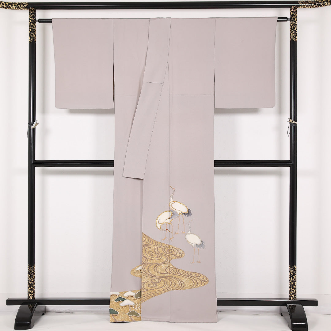 色留袖 袷 身丈163cm 裄丈64cm 正絹 Aランク 一つ紋 (五三桐) セミフォーマル 広衿 Sサイズ 琳派 金彩 金駒刺繍 群鶴流水紋 紫系 RP 1214-17524