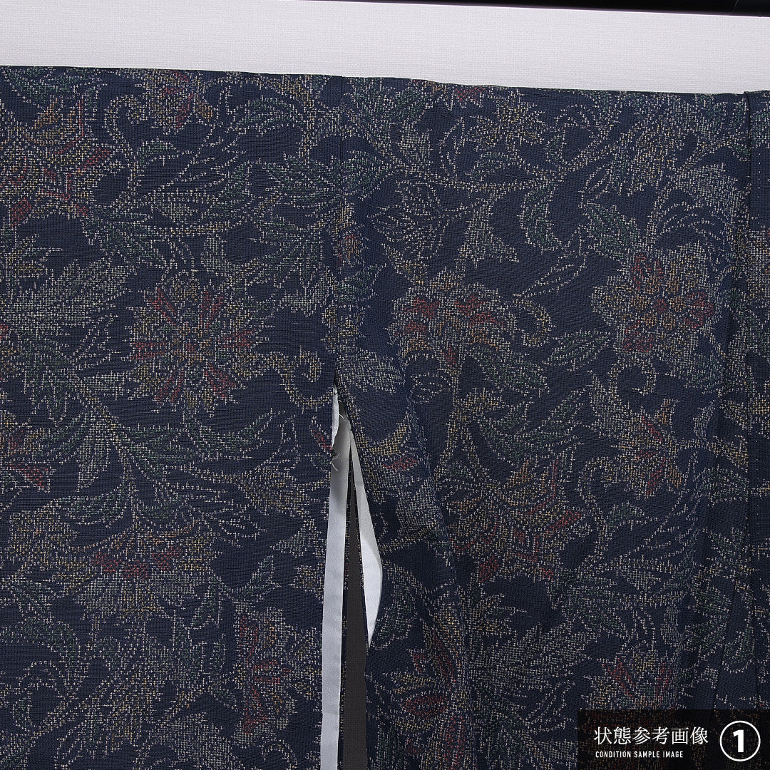 紬 袷 身丈162cm 裄丈64cm 正絹 Dランク カジュアル 広衿 Lサイズ 唐華 紺系 LP 1223-11302