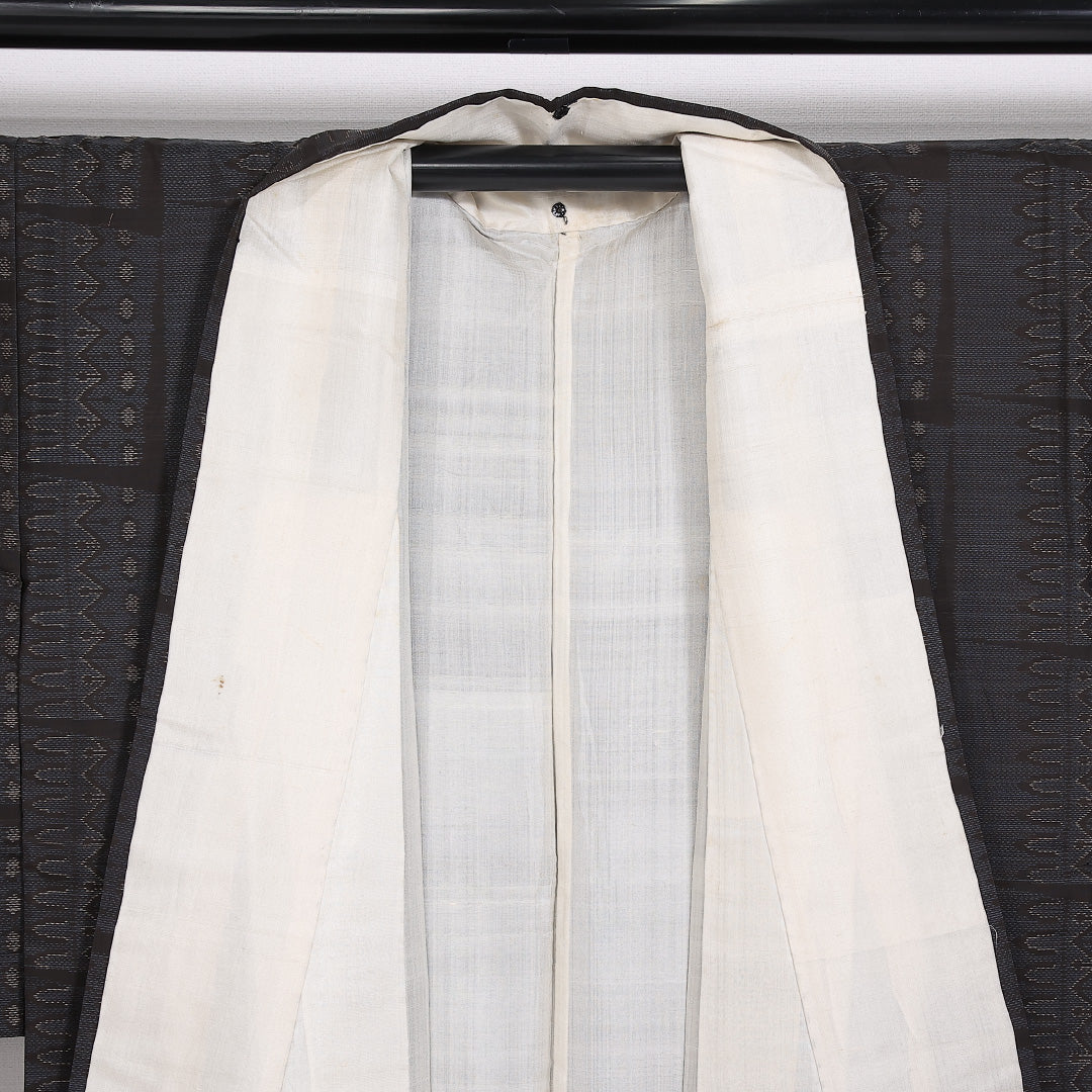大島紬 袷 身丈157cm 裄62.5cm 正絹 幾何学 モダン 茶系 Aランク 1216-01429