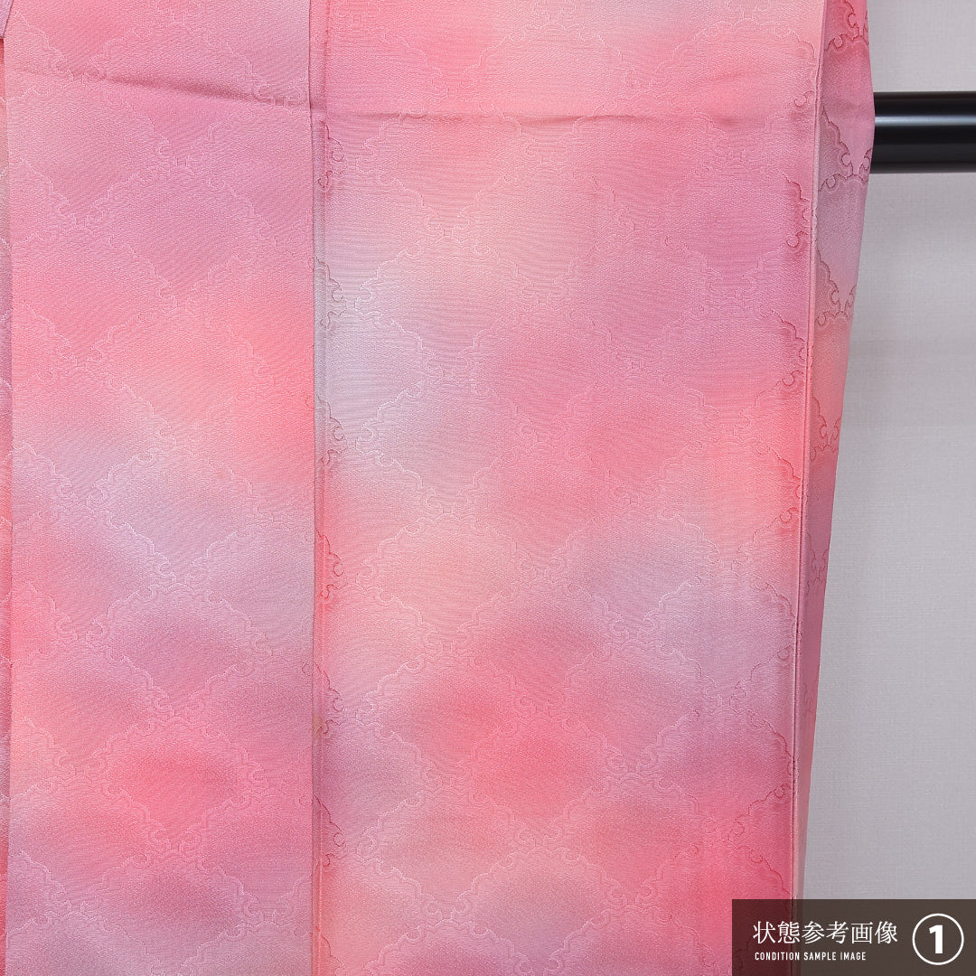 小紋 単衣 身丈157cm 裄丈65cm 正絹 Aランク インフォーマル 広衿 Mサイズ ぼかし染 雪輪 ピンク系 HP 1221-12242