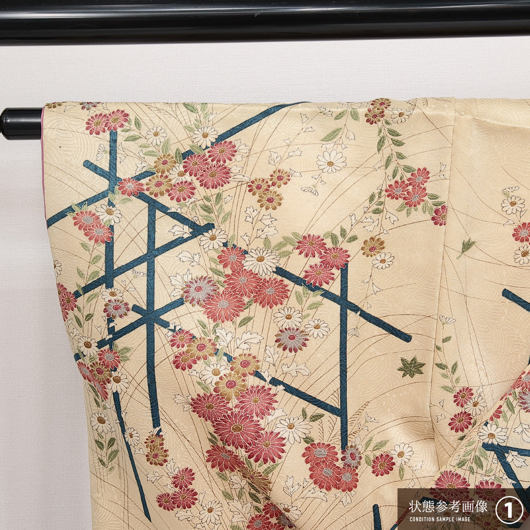 小紋 洗える着物 袷 身丈151cm 裄丈62cm ポリエステル Bランク Sサイズ バチ衿 インフォーマル 菊 ベージュ系 1215-14600