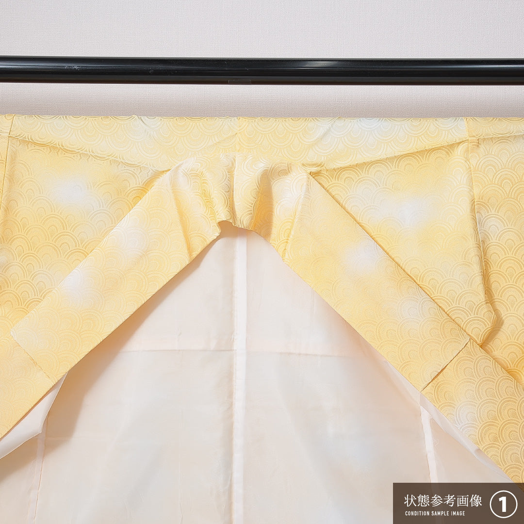 洗える着物 色無地 袷 身丈163cm 裄丈64cm ポリエステル Bランク 紋意匠 (青海波) インフォーマル 広衿 Lサイズ ぼかし染 青海波 黄系 HP 1219-14922
