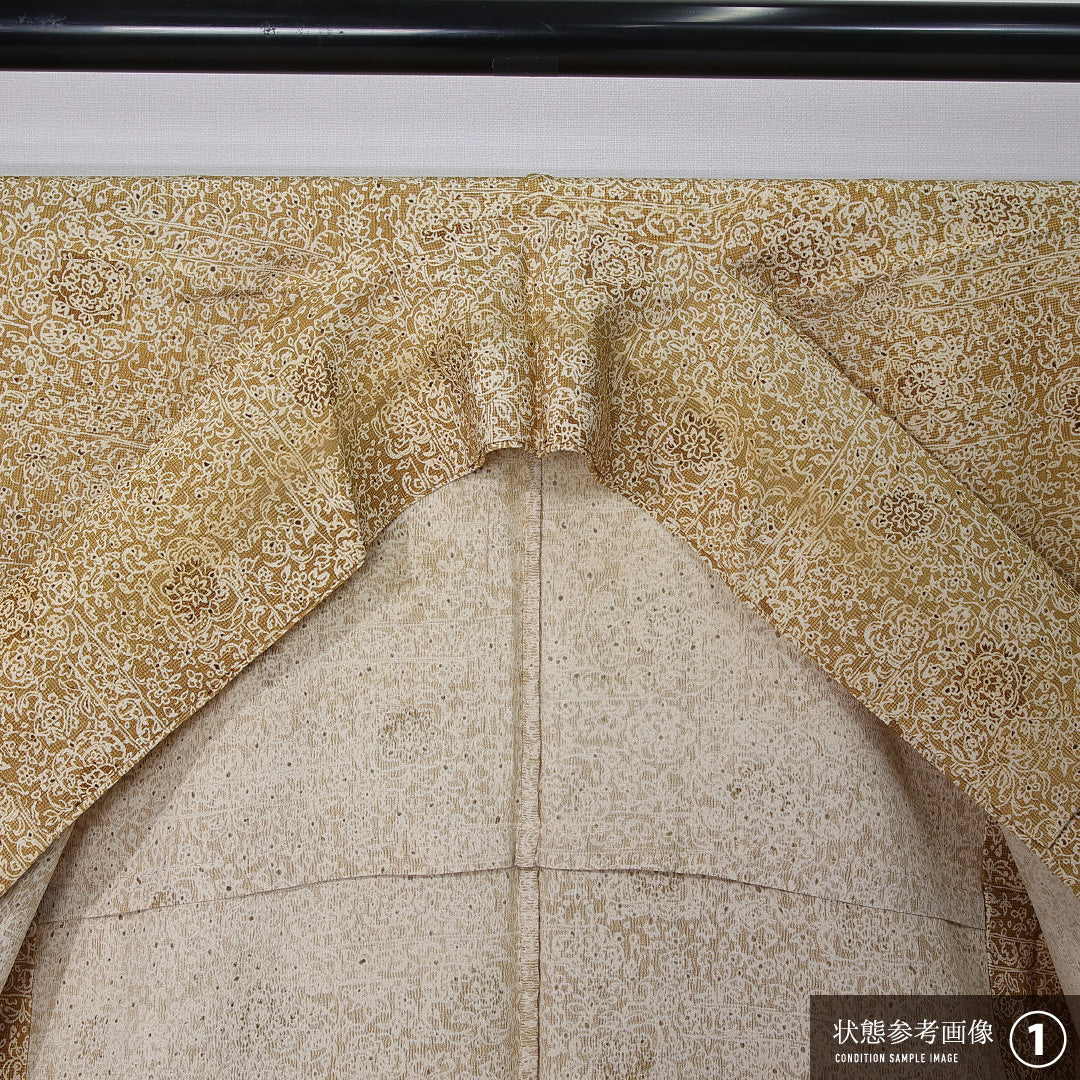 小紋 身丈146cm 裄丈64cm Aランク XS 正絹 単衣 広衿 オリエンタル 宝相華 カジュアル 黄系 1215-12315