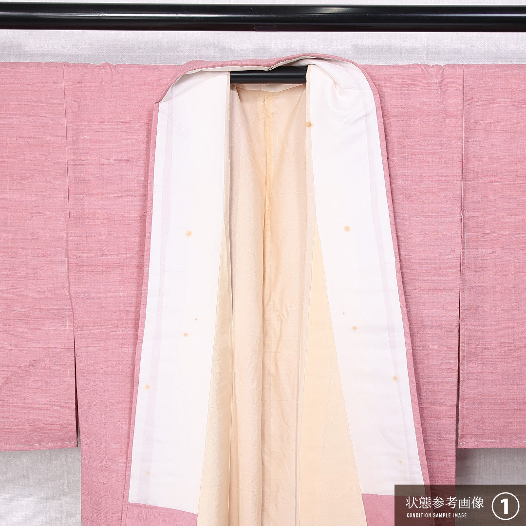 色無地 (紬) 袷 身丈157cm 裄丈56cm 正絹 Aランク 一つ紋 (中陰五三桐) インフォーマル 広衿 Mサイズ 無地 ピンク系 RP 1219-11197