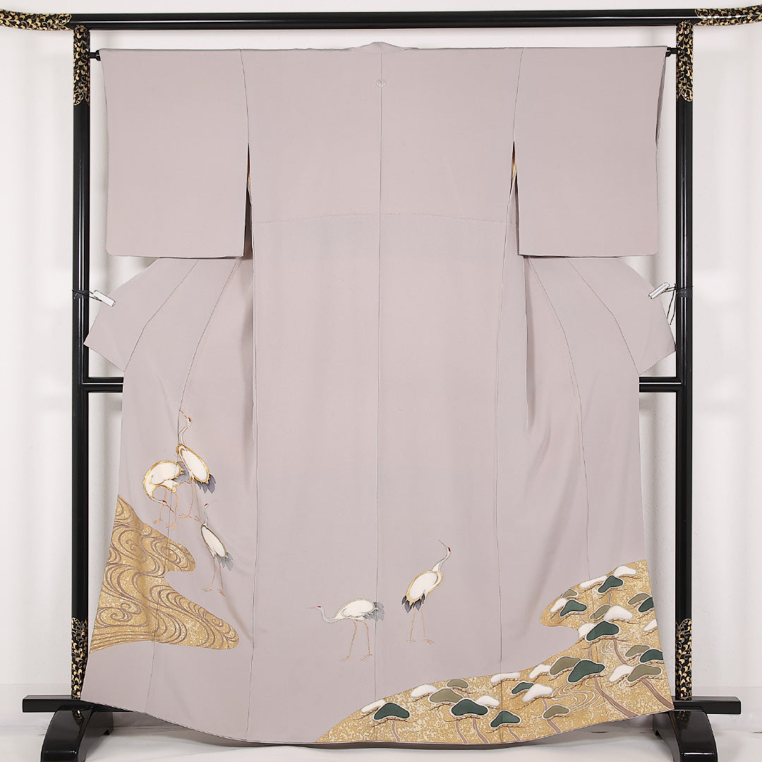 色留袖 袷 身丈163cm 裄丈64cm 正絹 Aランク 一つ紋 (五三桐) セミフォーマル 広衿 Sサイズ 琳派 金彩 金駒刺繍 群鶴流水紋 紫系 RP 1214-17524