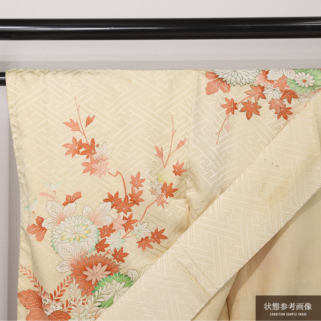 振袖 袷 身丈153cm 裄丈65cm 正絹 Cランク 一つ紋 (五三桐) フォーマル 広衿 Sサイズ 花車 ベージュ系 RP 1215-06756