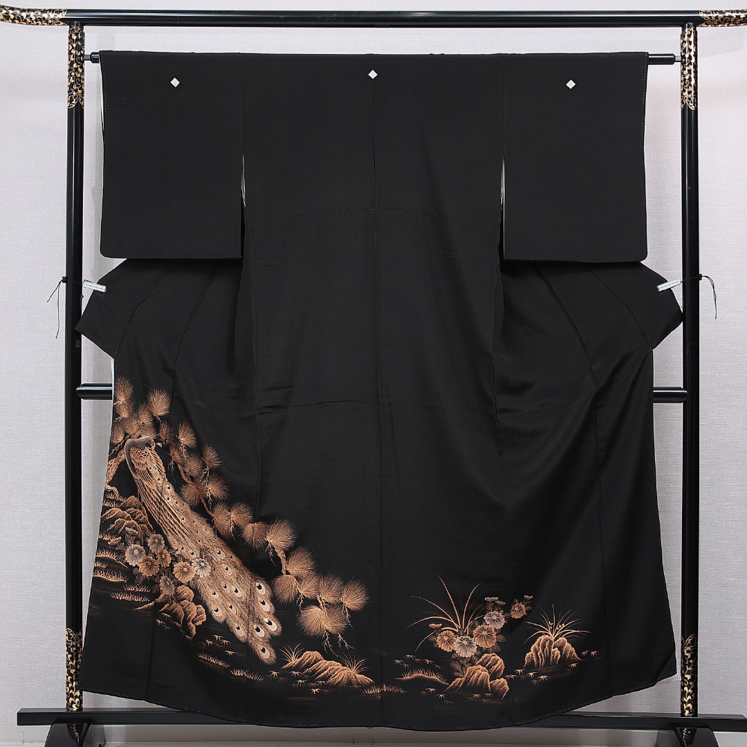 黒留袖 袷 身丈157cm 裄丈62cm 正絹 Cランク 五つ紋 (四ツ目菱) フォーマル 広衿 Mサイズ 比翼 雉 松 黒系 LP 1213-07028