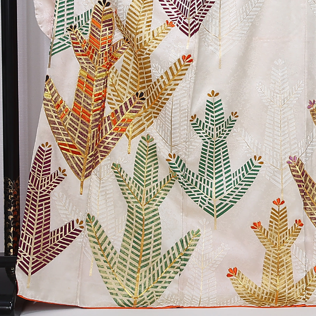 振袖 袷 身丈169cm 裄丈66cm 正絹 Sランク フォーマル 広衿 XLサイズ 刺繍 松 吉祥文様 クリーム系 RP 1215-06712