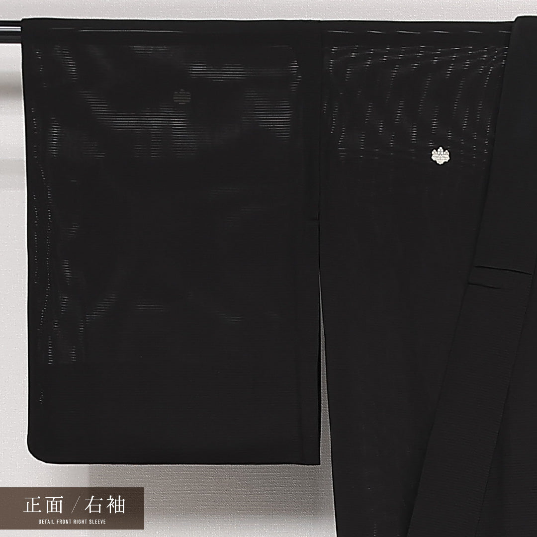 夏物 黒紋付 絽 身丈154cm 裄丈63cm 正絹 Sランク 五つ紋 (五三桐) 弔事用 広衿 Sサイズ 黒系 RP 1230-06816