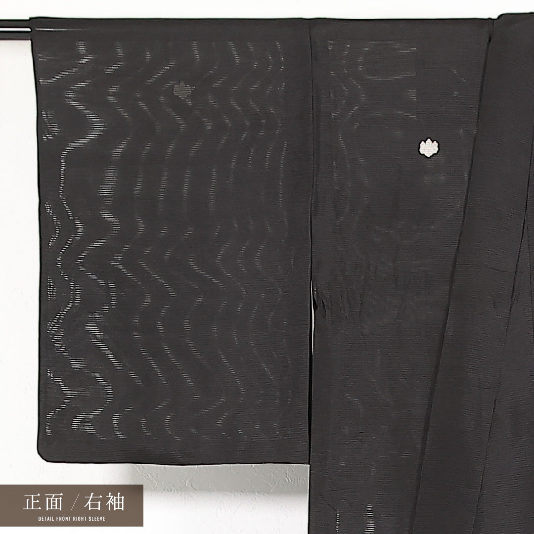 夏物 黒紋付 絽 身丈158cm 裄丈62cm 正絹 Aランク 五つ紋 (五三桐) フォーマル バチ衿 XLサイズ 居敷当て 黒系 RP 1230-17393