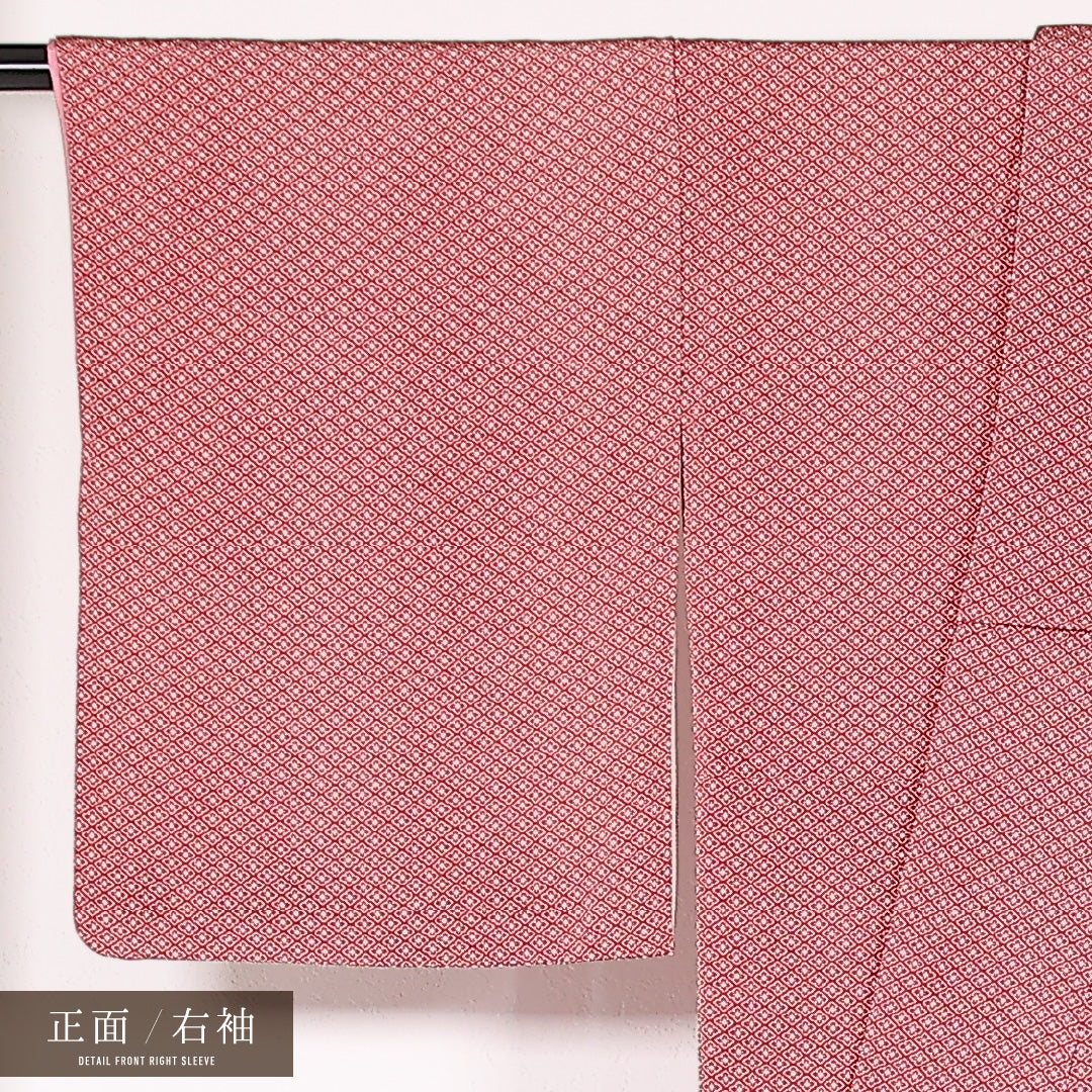 江戸小紋 (ちりめん) 袷 身丈162cm 裄丈65cm 正絹 Sランク インフォーマル 広衿 Mサイズ 花菱 ちりめん ピンク系 RP 1220-17502