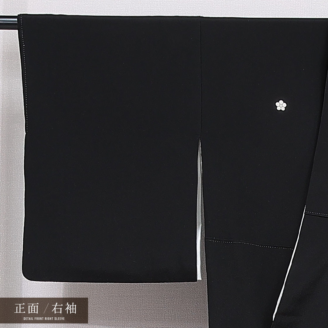 黒留袖 袷 身丈162cm 裄丈64cm 正絹 Sランク 五つ紋 (梅鉢) フォーマル 広衿 Lサイズ 金駒刺繍 比翼 鶴 松 黒系 RP 1213-07023