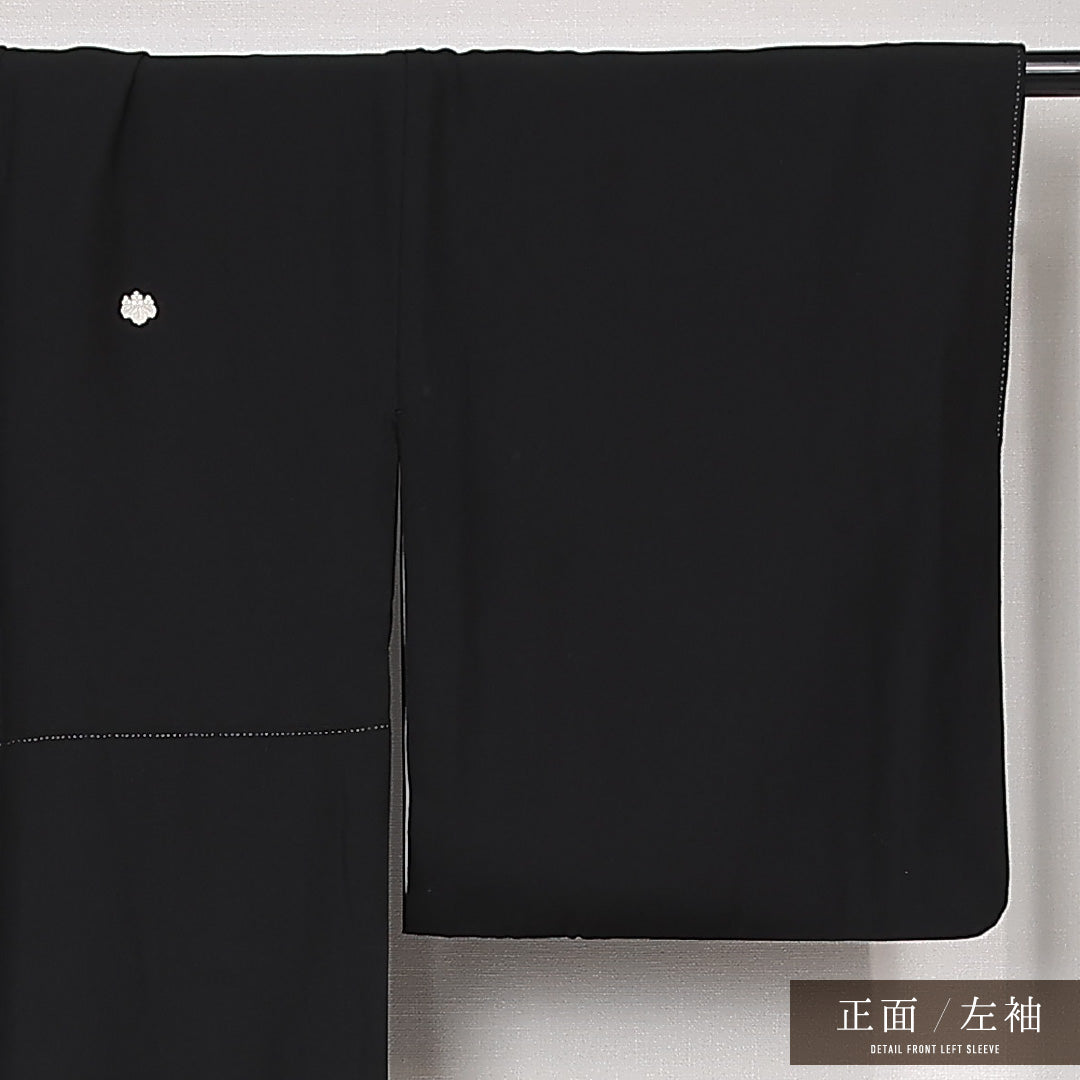 黒留袖 袷 身丈168cm 裄丈67cm 正絹 Sランク 五つ紋 (五三桐) フォーマル 広衿 XLサイズ 金彩 宝相華 花喰鳥 菊 黒系 RP 1213-06784