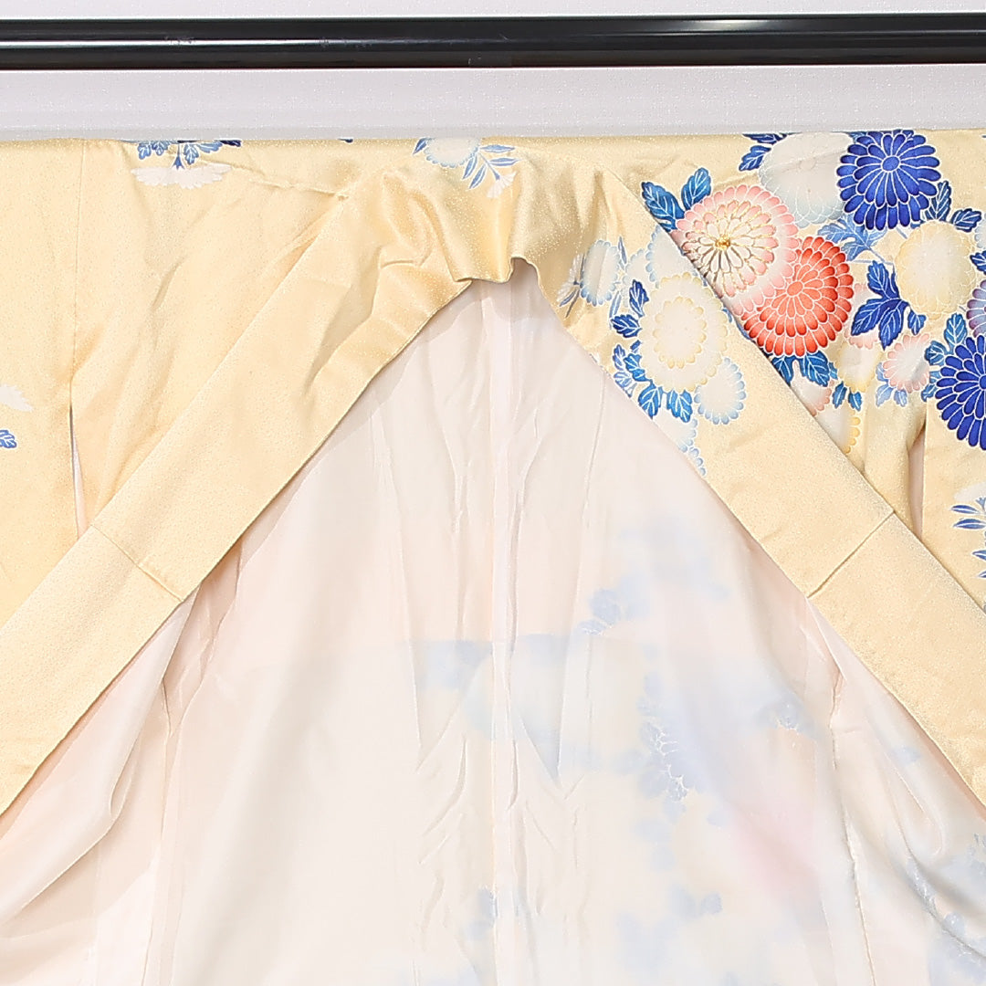 振袖 袷 身丈160cm 裄丈65cm 正絹 Bランク フォーマル 広衿 Lサイズ 刺繍 菊 黄系 RP 1215-06730